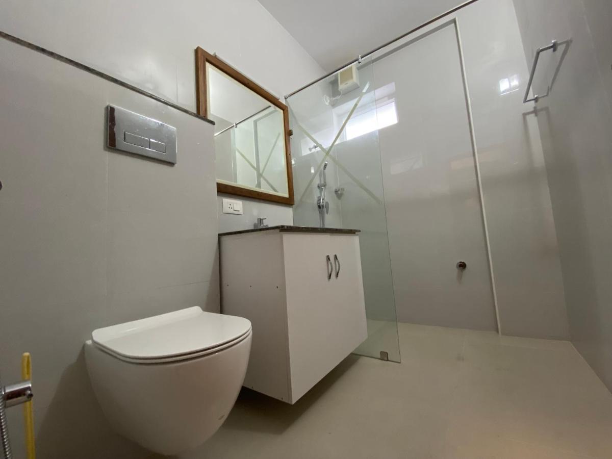 Daffodils Luxury Airport Suites Kochi エクステリア 写真