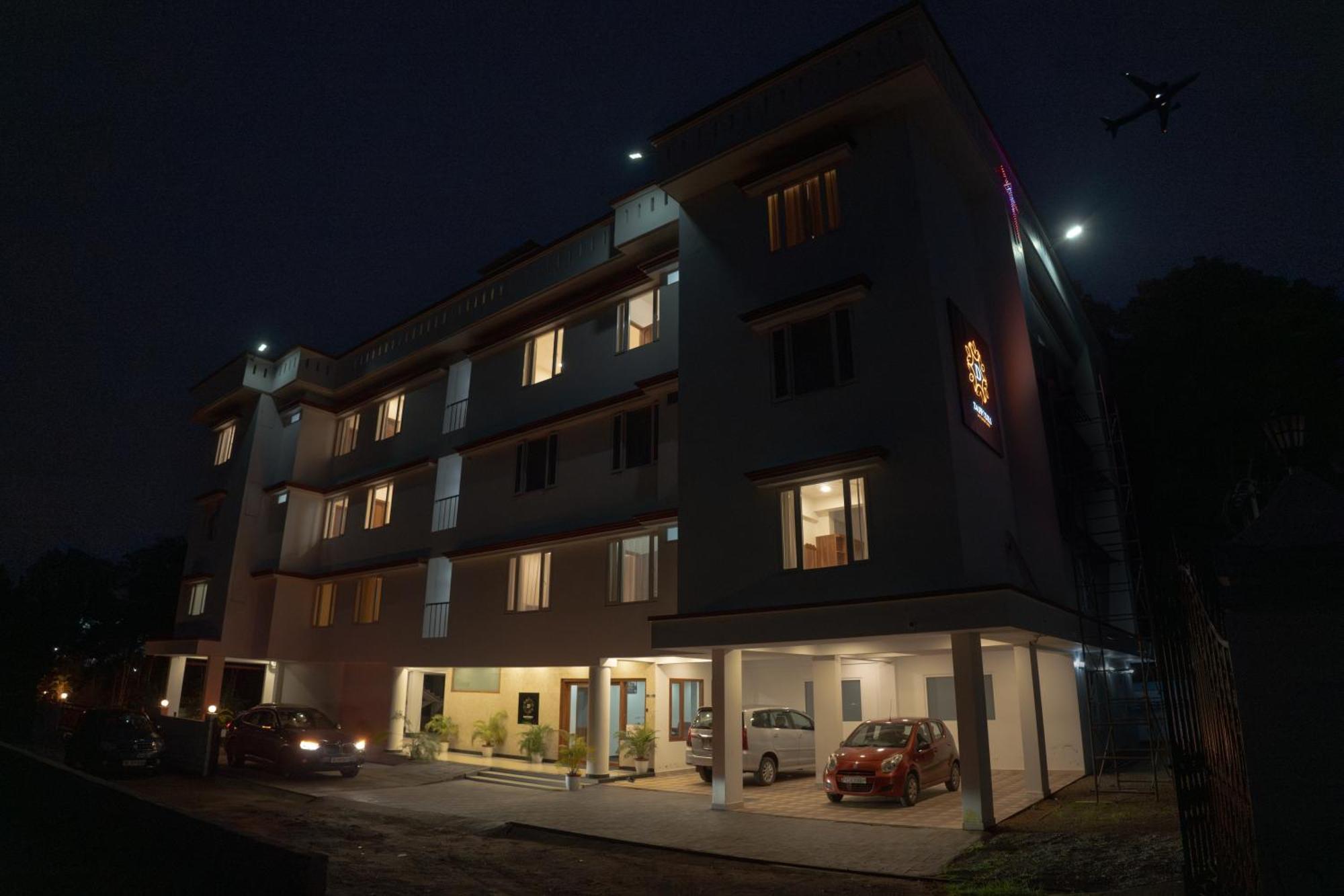 Daffodils Luxury Airport Suites Kochi エクステリア 写真
