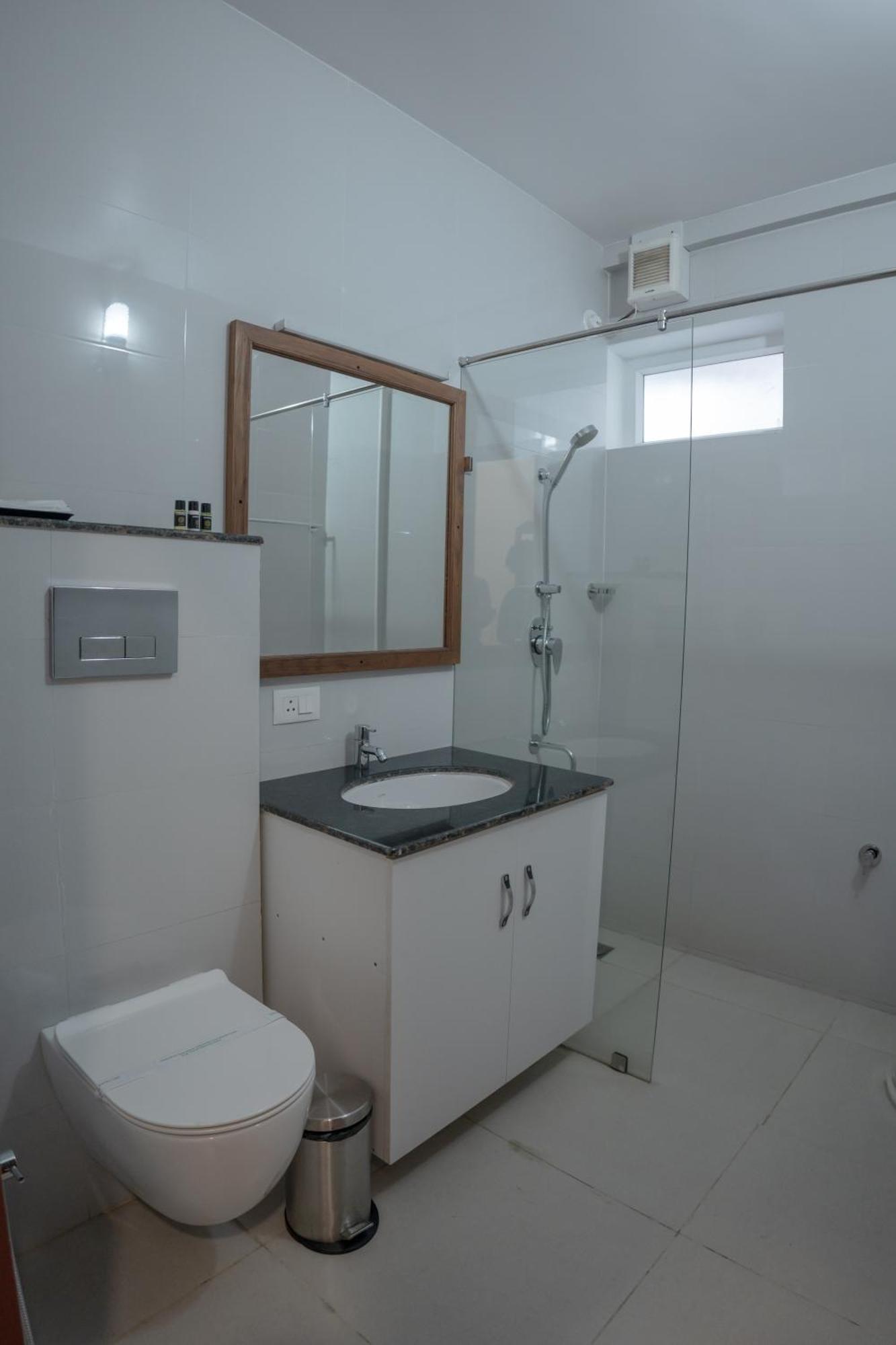 Daffodils Luxury Airport Suites Kochi エクステリア 写真