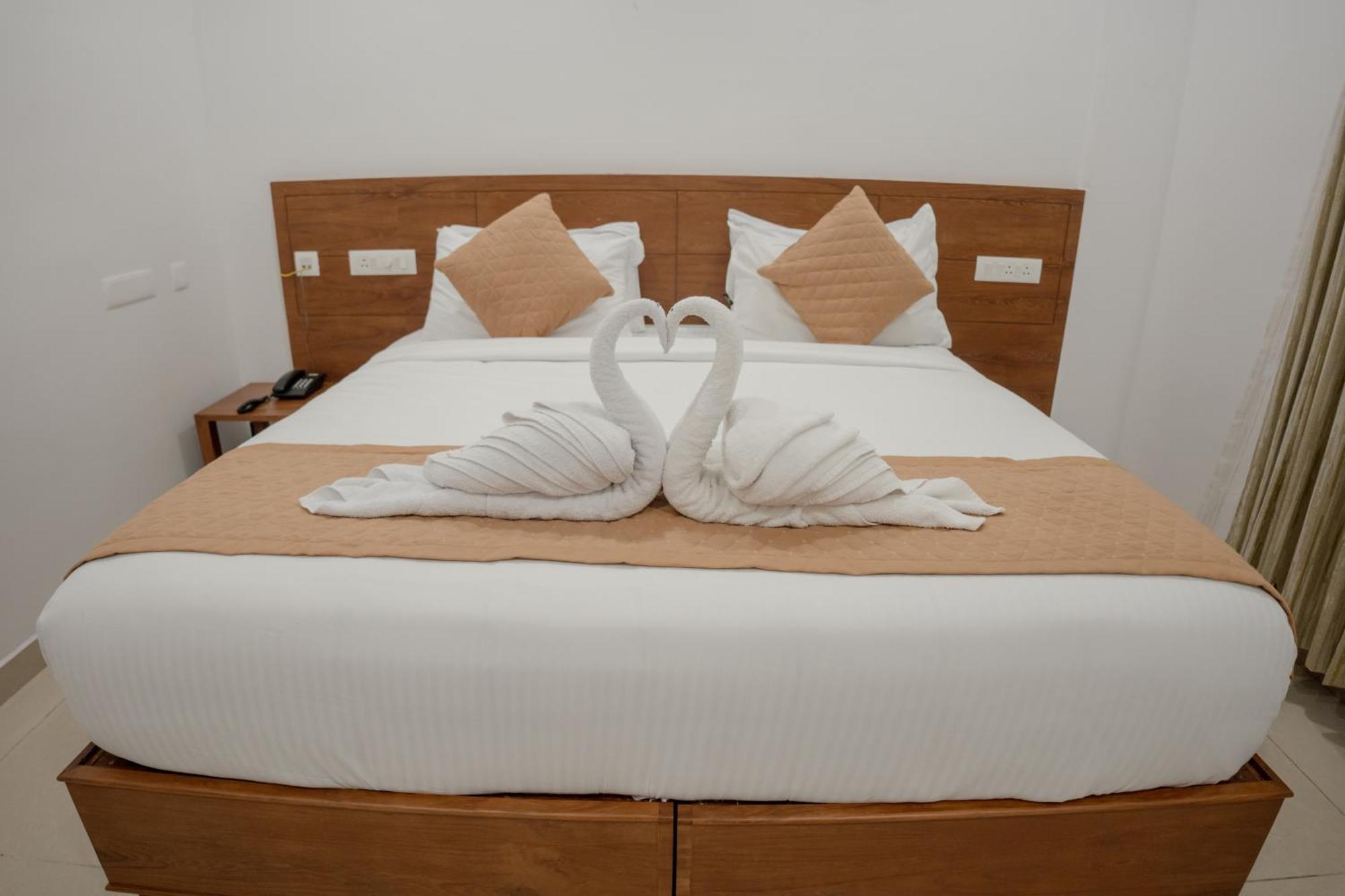 Daffodils Luxury Airport Suites Kochi エクステリア 写真