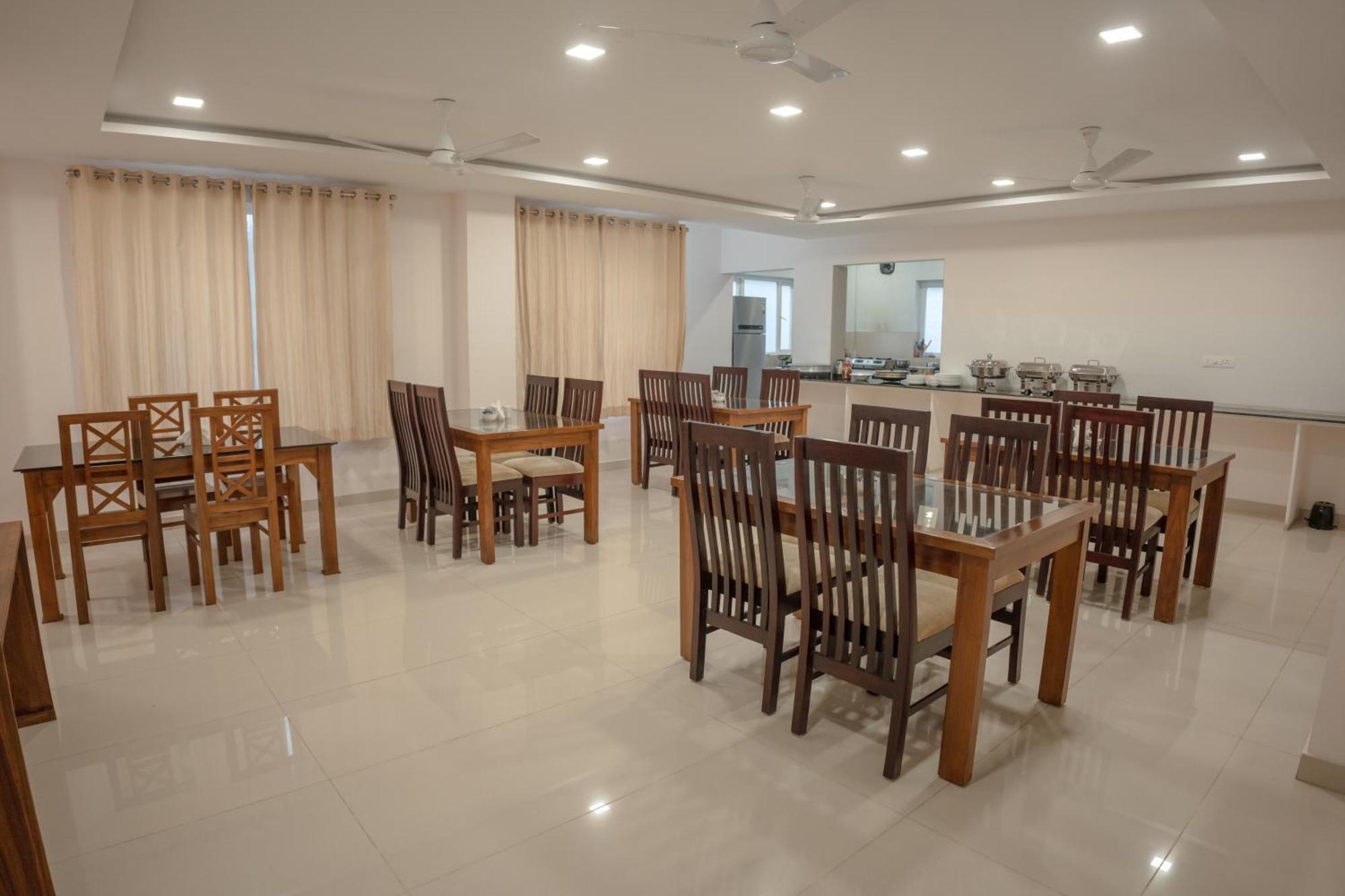Daffodils Luxury Airport Suites Kochi エクステリア 写真